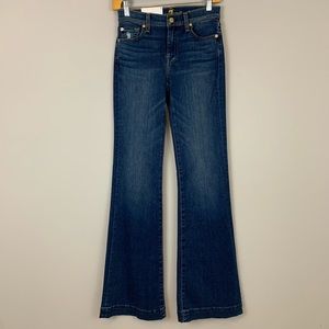 7 For All Mankind Jeans - NWT 7 For All Mankind Dojo Flare Jeans 25 7 For All Mankind Jeans - NWT 7 For All Mankind Dojo Flare Jeans 25